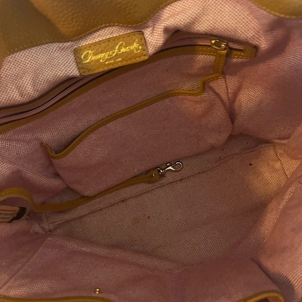 Dooney & Bourke Logo Lock Bag - Picture 5 of 12